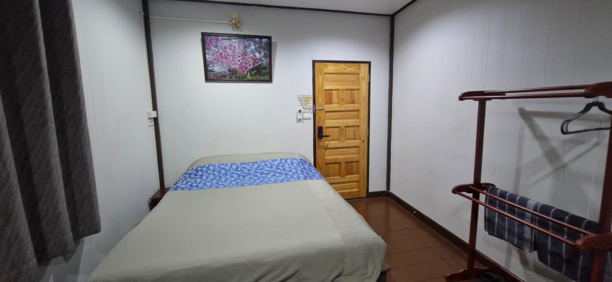 Bed and Breakfast Ob Arun House Бангкок Экстерьер фото