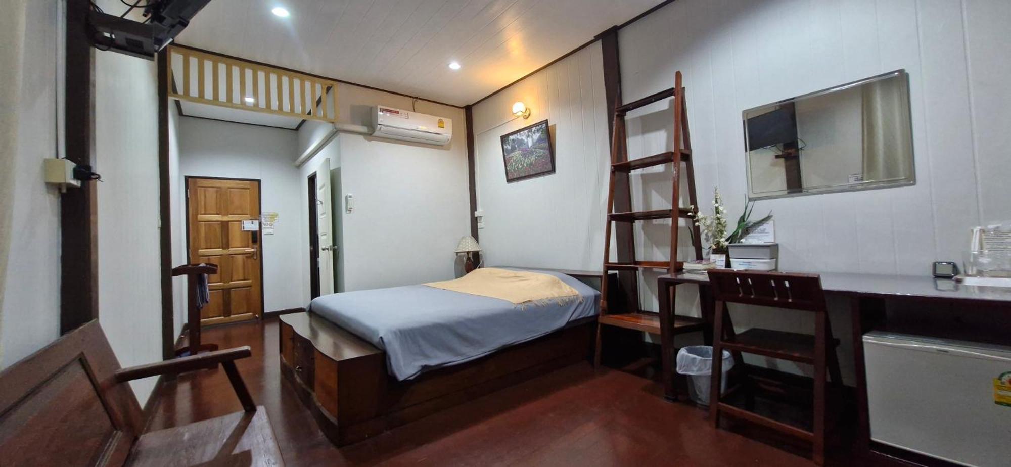 Bed and Breakfast Ob Arun House Бангкок Экстерьер фото