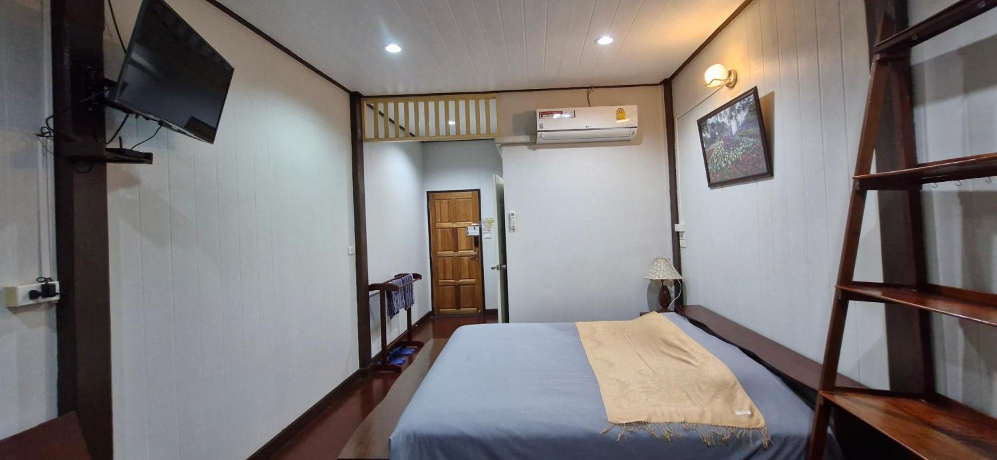 Bed and Breakfast Ob Arun House Бангкок Экстерьер фото